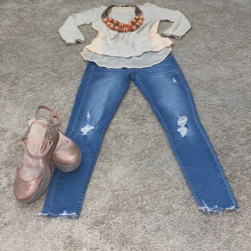 LuLaRoe denim distressed skinny jeans (Size 24)